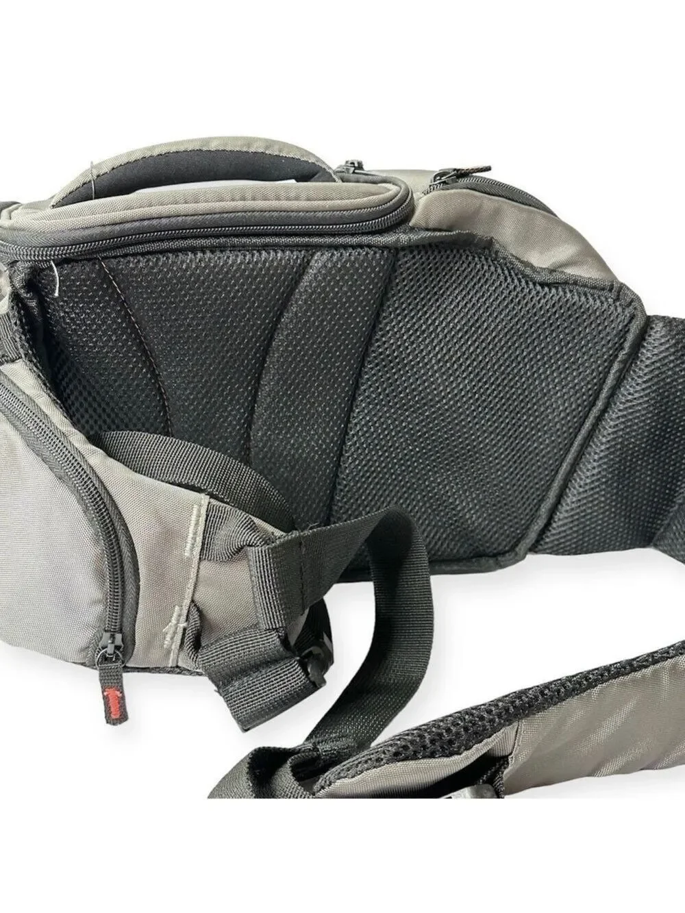 Dolica‎ SB Sling Bag Backpack for DSLR Black Gray